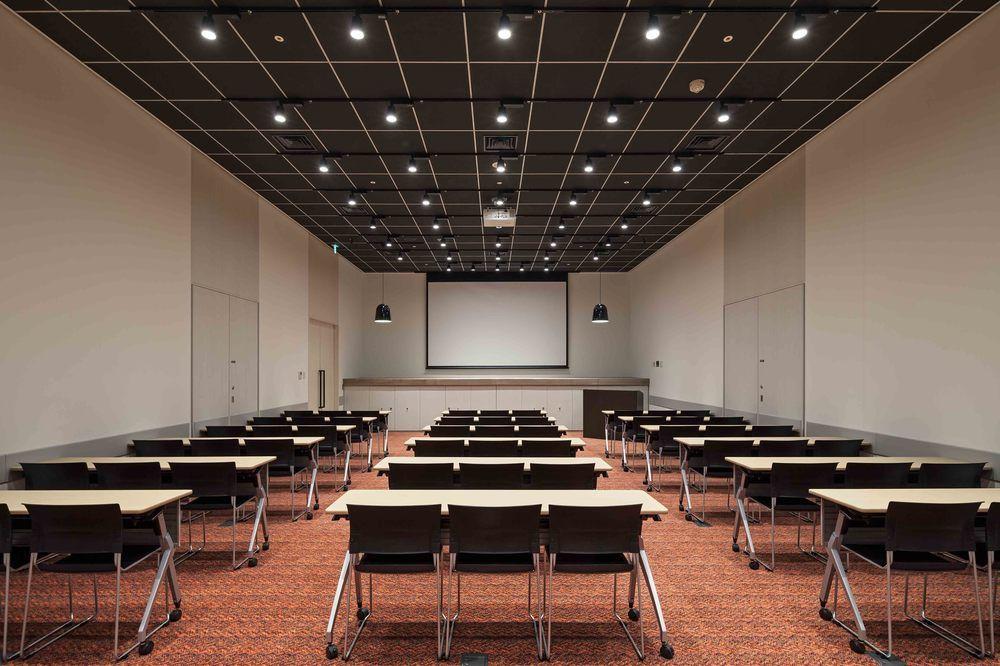 Courtyard By Marriott Station Tokio